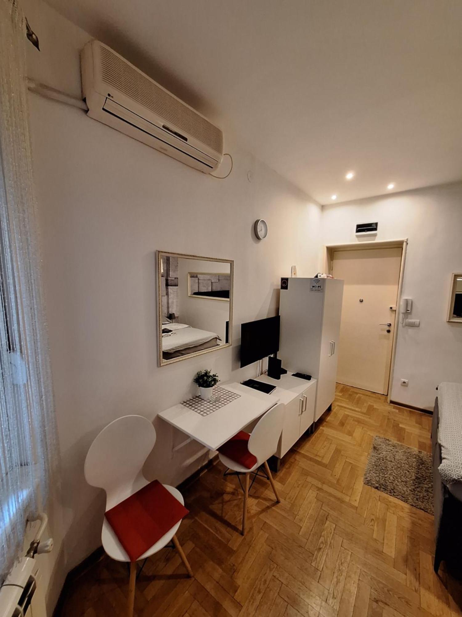Square M. Apartment Belgrade Luaran gambar